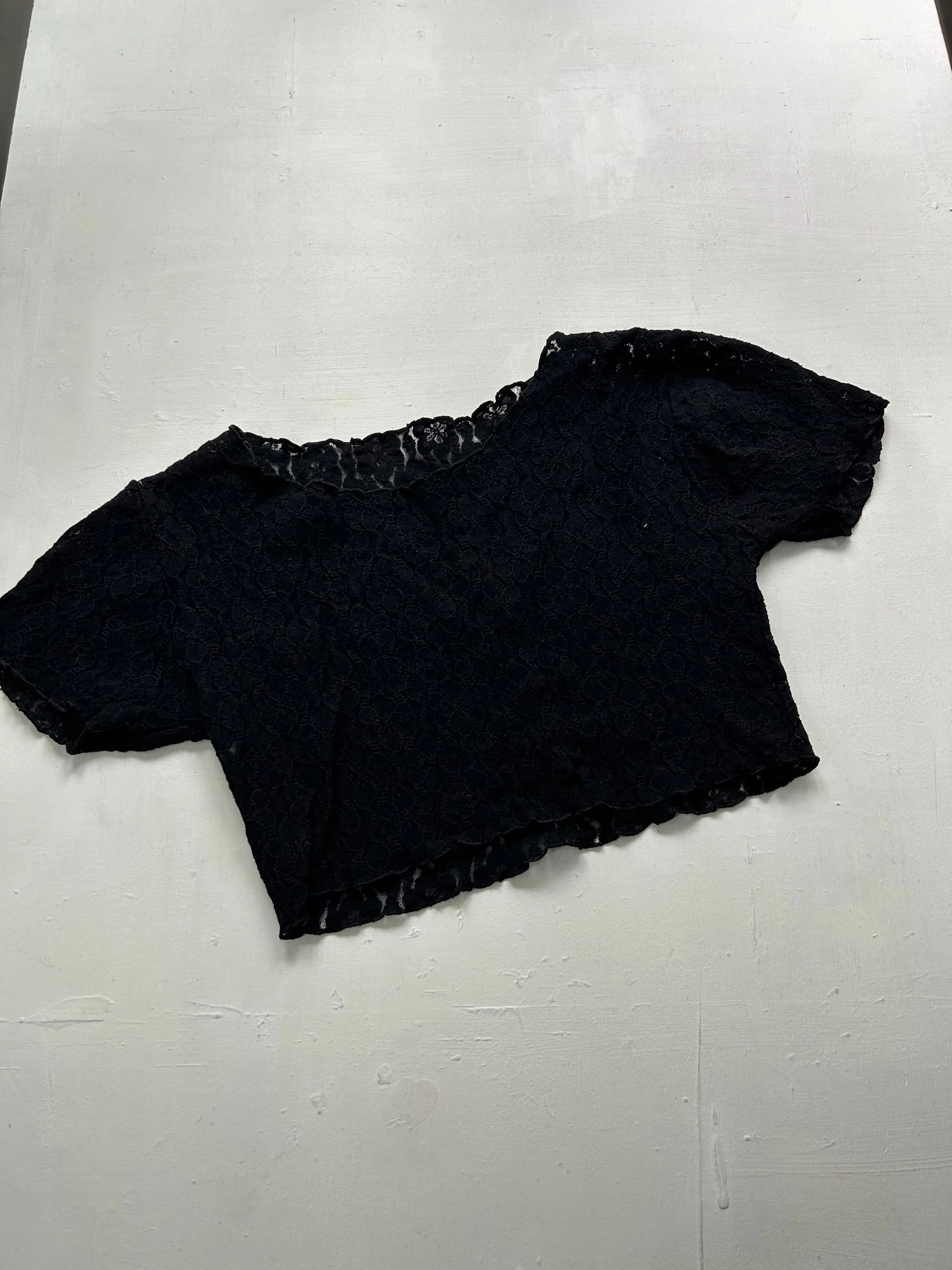 Black mesh lace see trough cropped tee  90s y2k vintage (S/M)