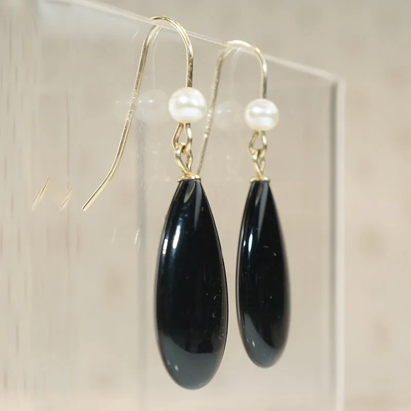 Black Onyx & White Pearl Earbobs