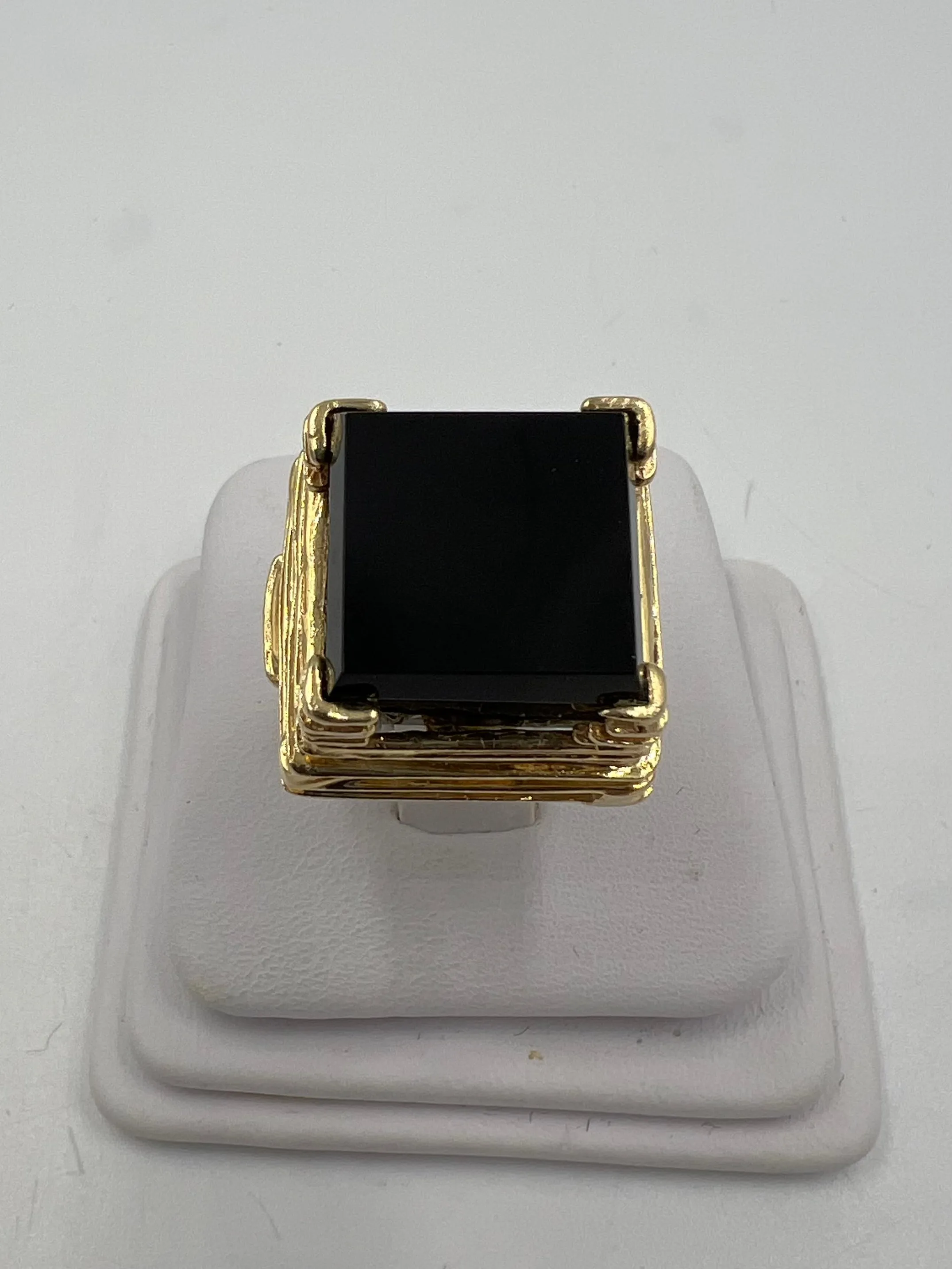 Black Onyx Square 14k Yellow Gold Ring By Goldmaster Circa 1970