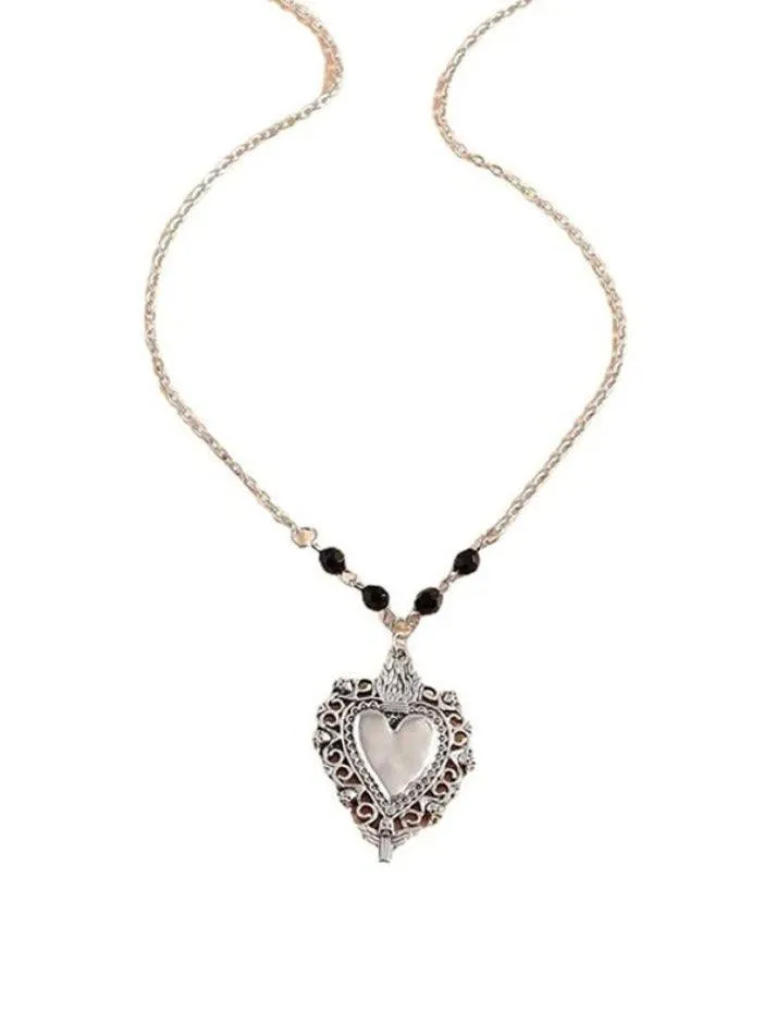 Gothic Skull Heart Pendant Necklace