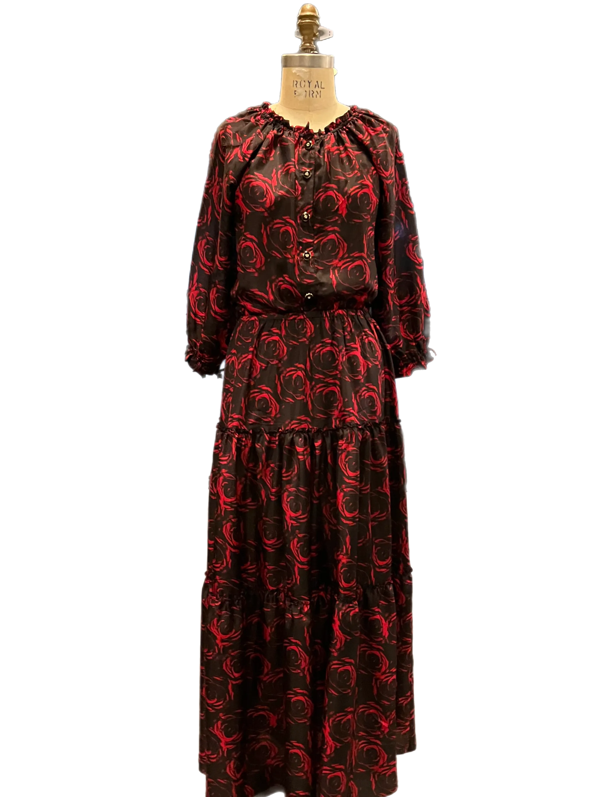 Printed Silk Roses dress with 3/4 sleeves and tired skirt