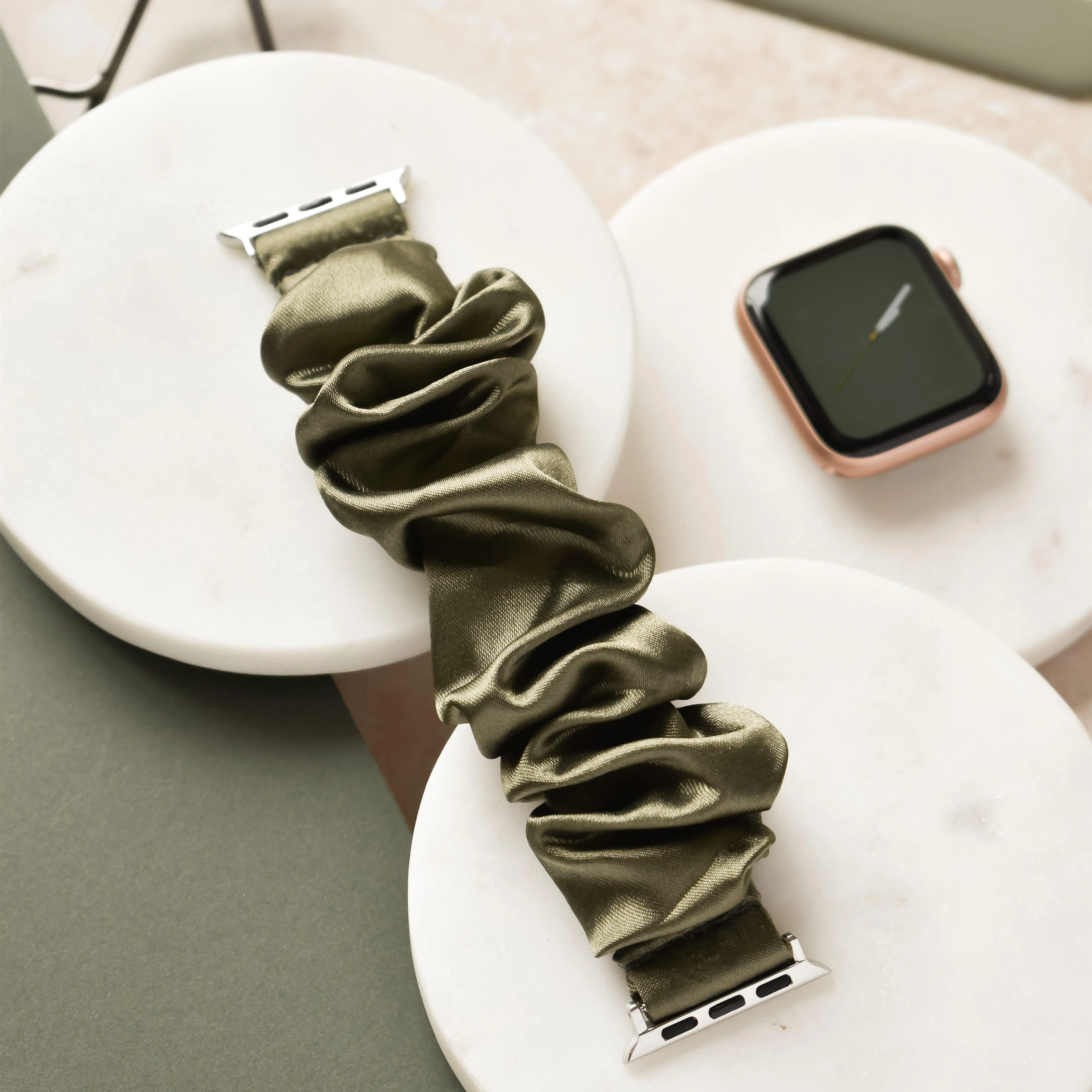 Scrunchie Apple Watch Strap - Vintage Khaki