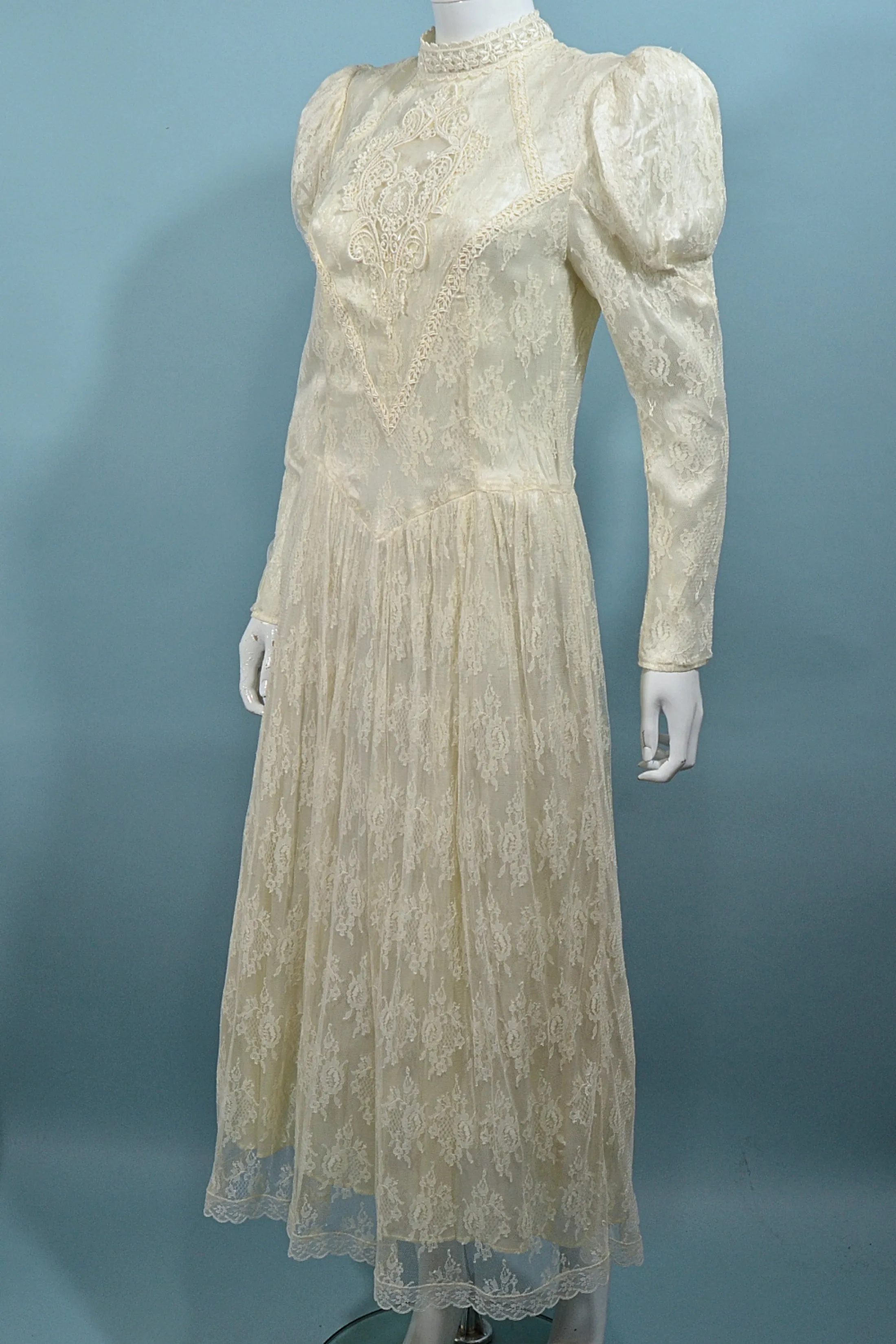 SOLD Vintage Victorian Style Lace Scott McClintock Fairy Party Dress 8