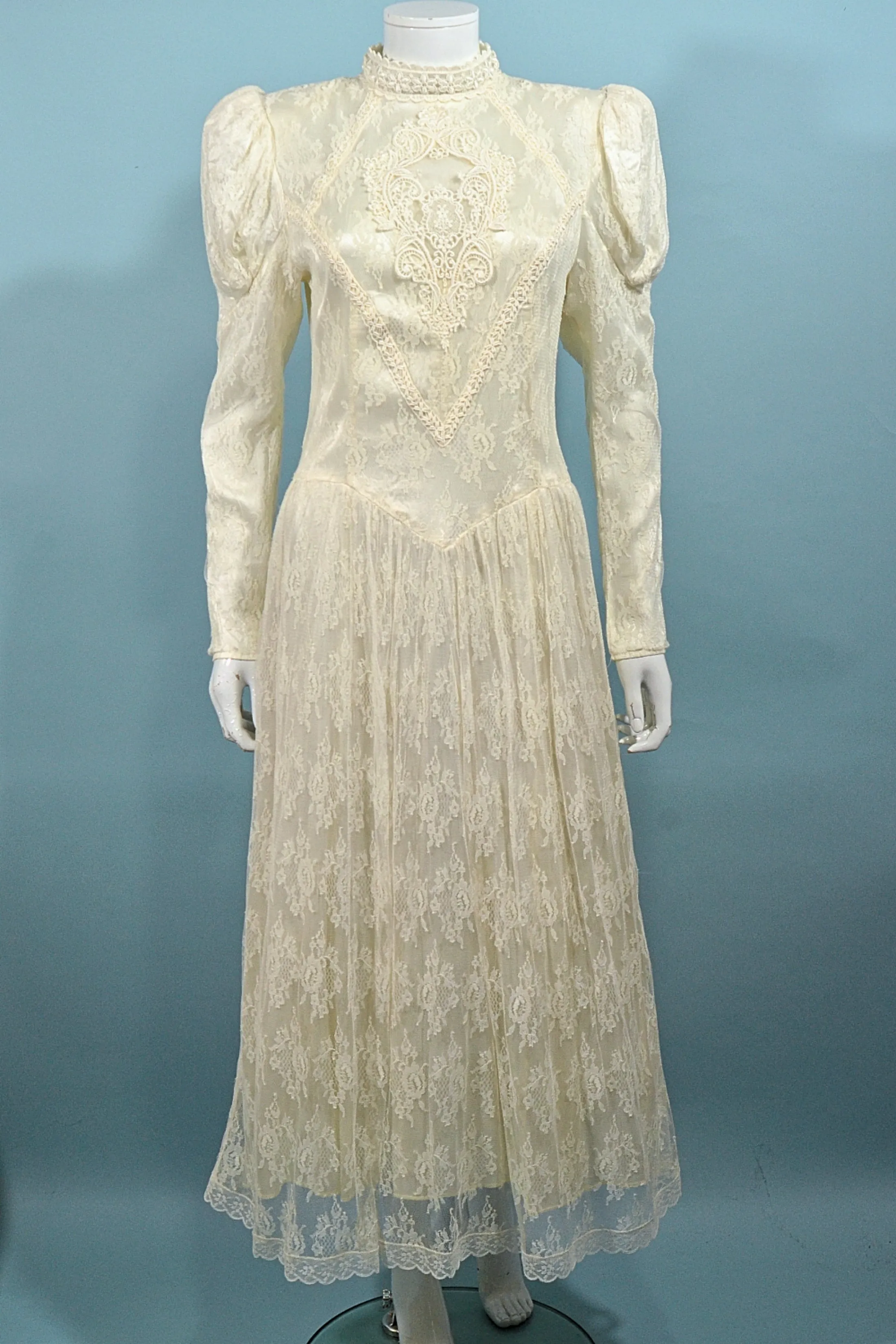 SOLD Vintage Victorian Style Lace Scott McClintock Fairy Party Dress 8