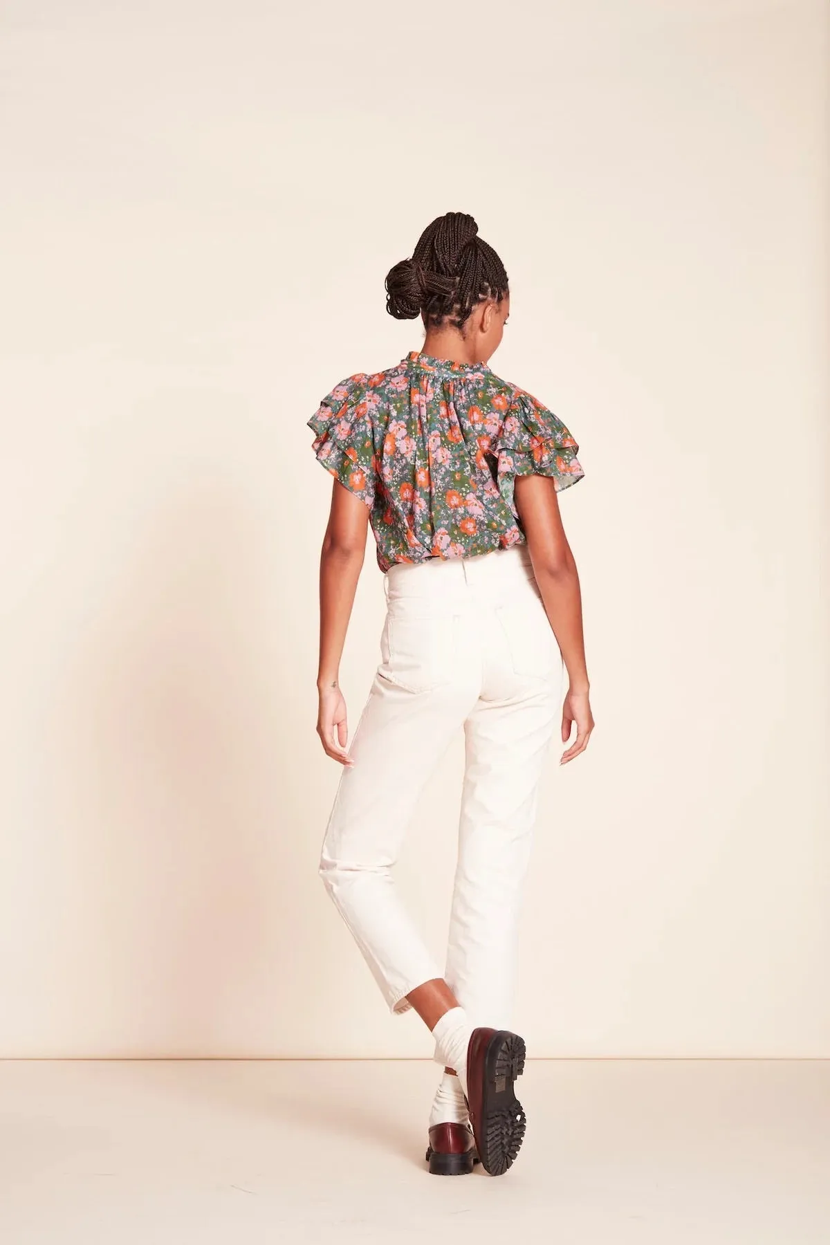 Trovata Birds of Paradis Clover Blouse in Camellia Shrub