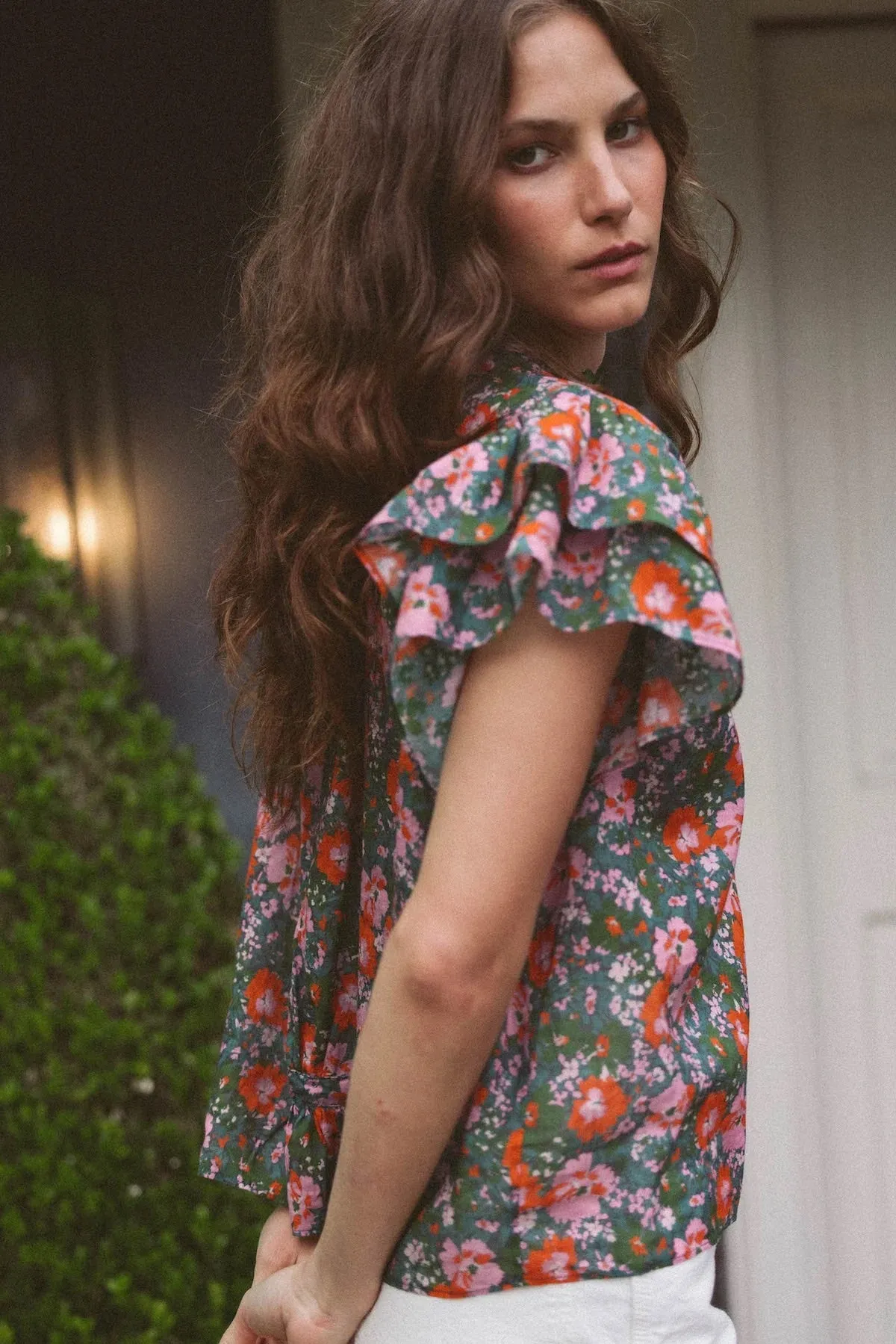 Trovata Birds of Paradis Clover Blouse in Camellia Shrub