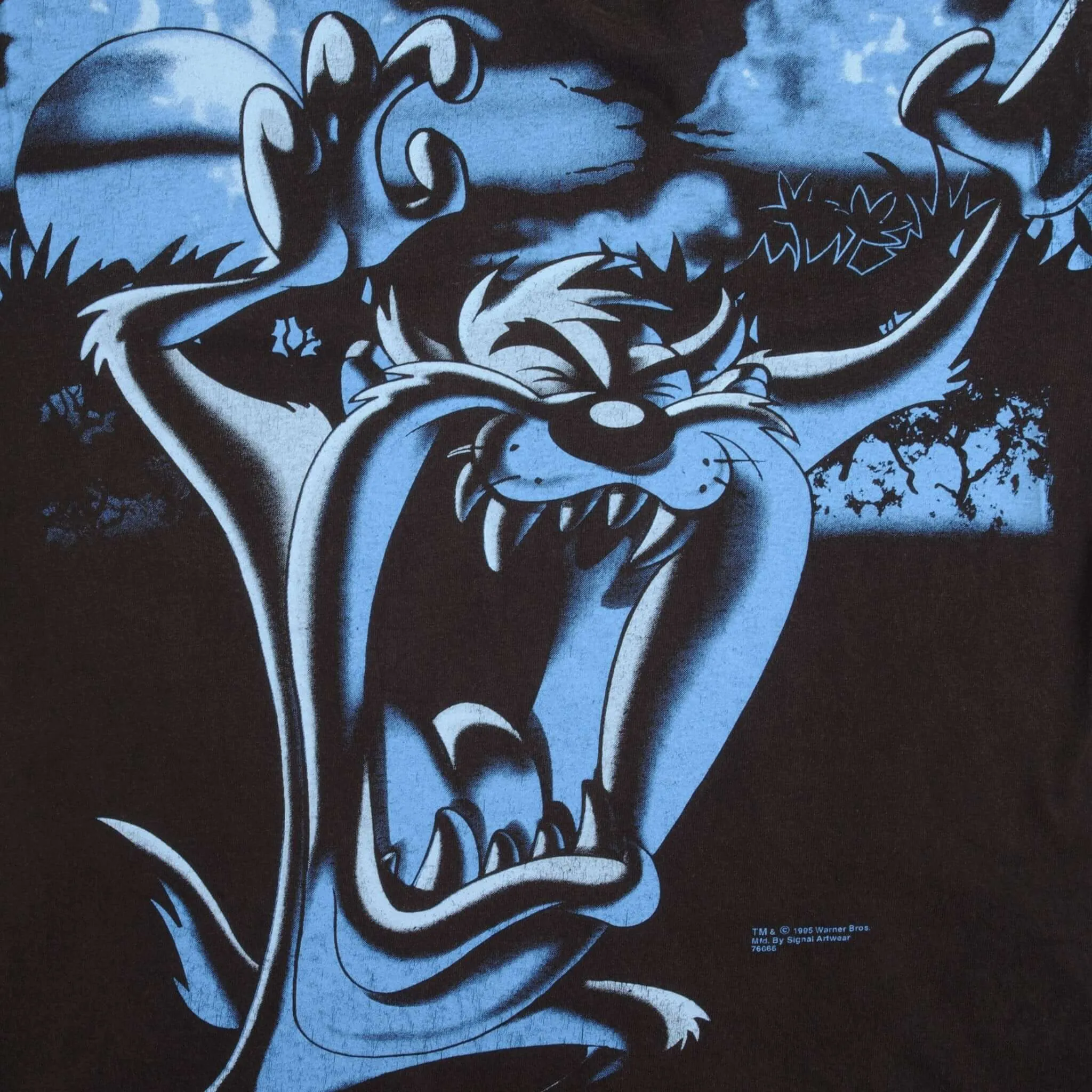 VINTAGE ALL OVER PRINT LOONEY TUNES TAZ 1995 TEE SHIRT SIZE LARGE YOUTH (14/16)