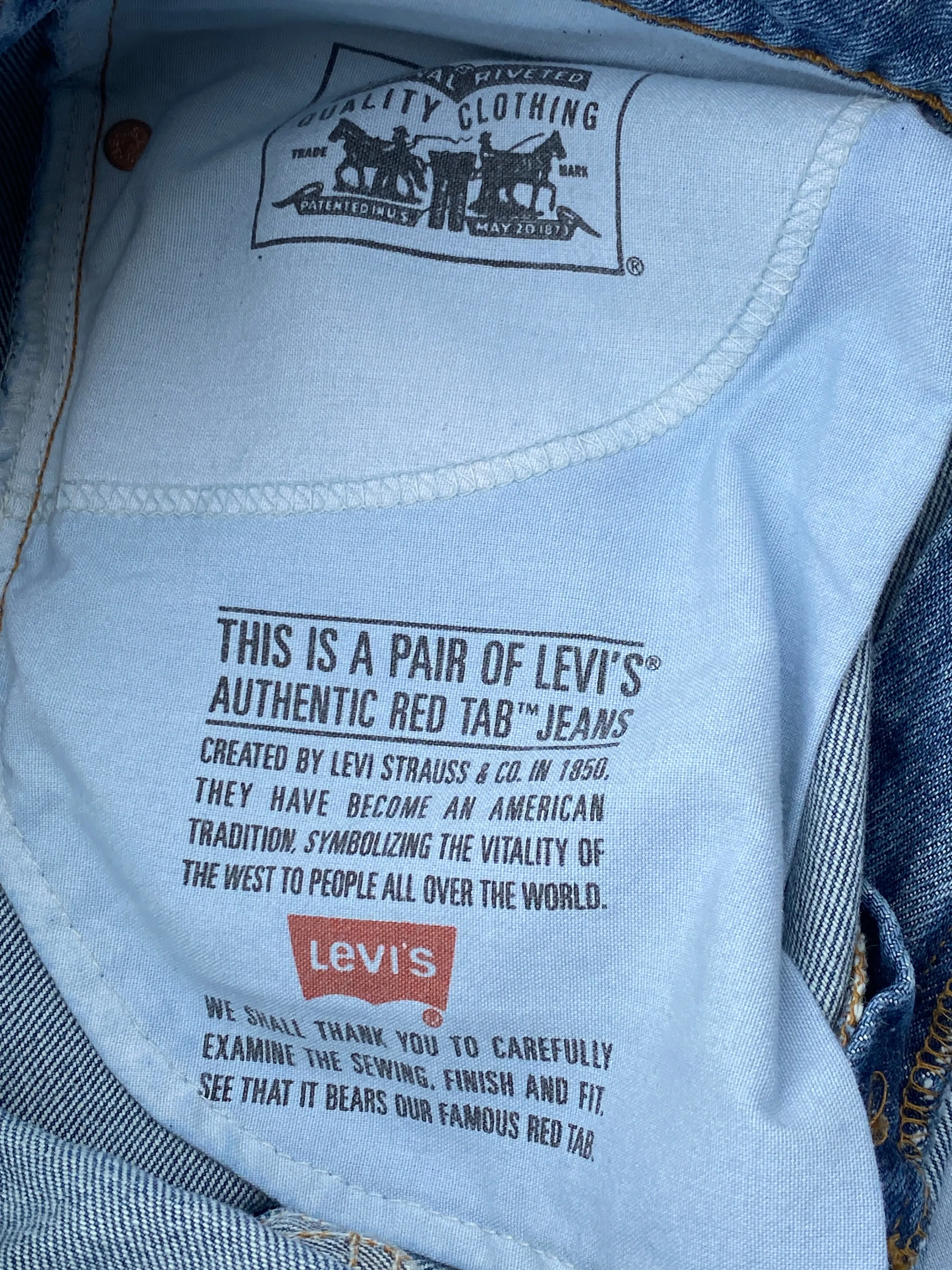 Vintage Levis 550 Red Tab Denim Jeans (32 x 30)